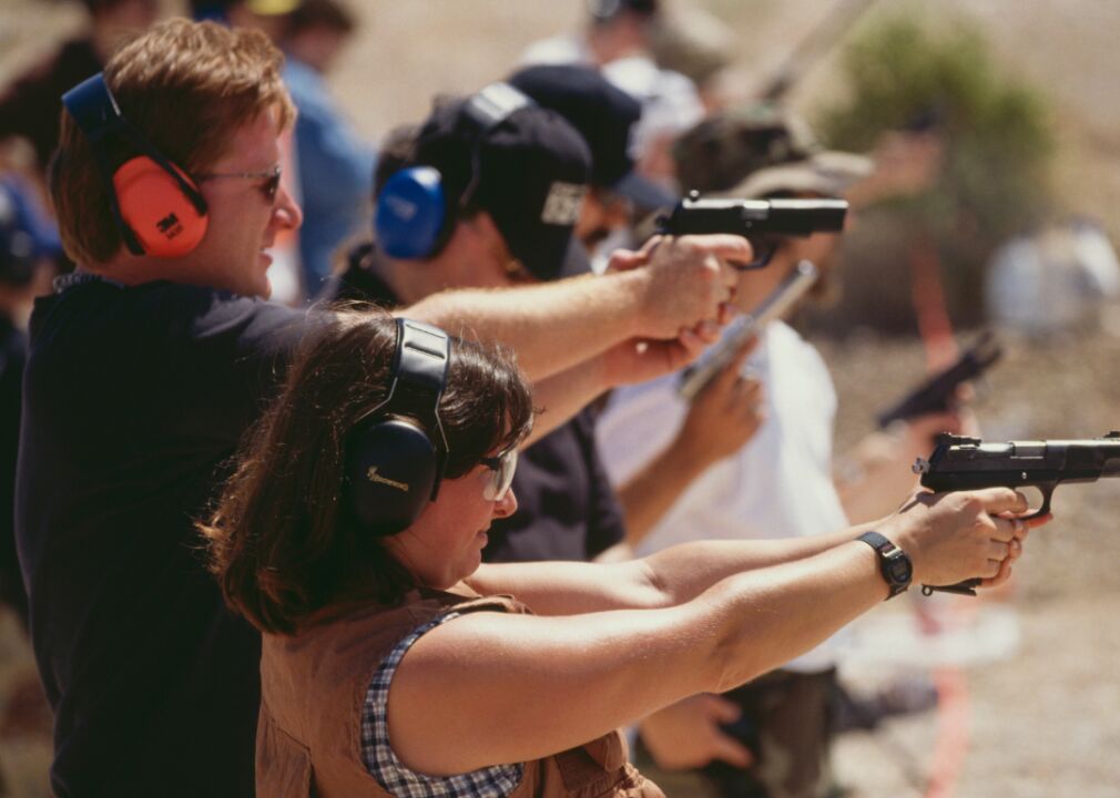 1994: NRA opposes restrictions on semiautomatic weapons